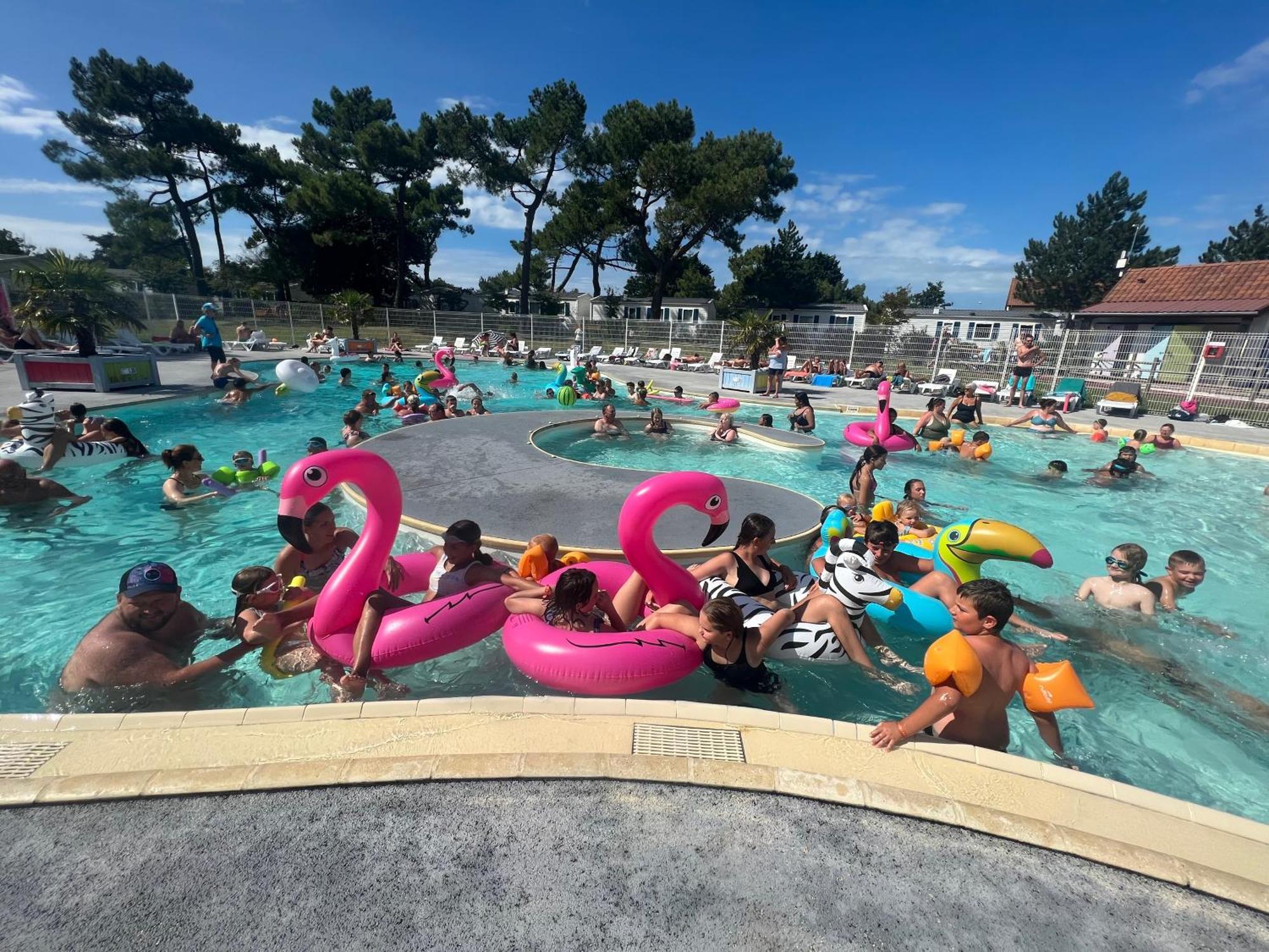 Camping Paradis Les Galets De La Molliere กาเยอ-ซูร์-แม ภายนอก รูปภาพ