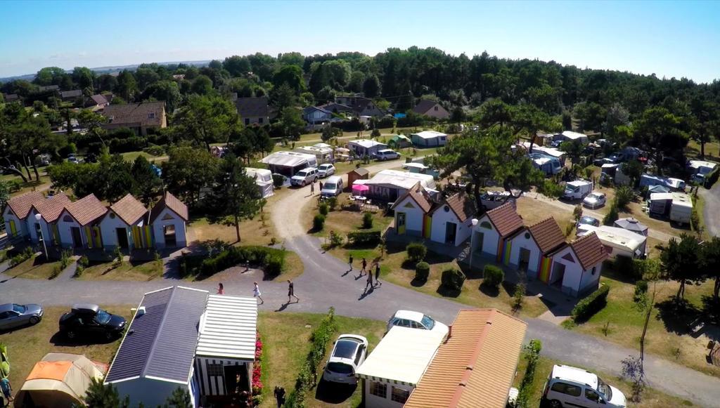 Camping Paradis Les Galets De La Molliere กาเยอ-ซูร์-แม ภายนอก รูปภาพ