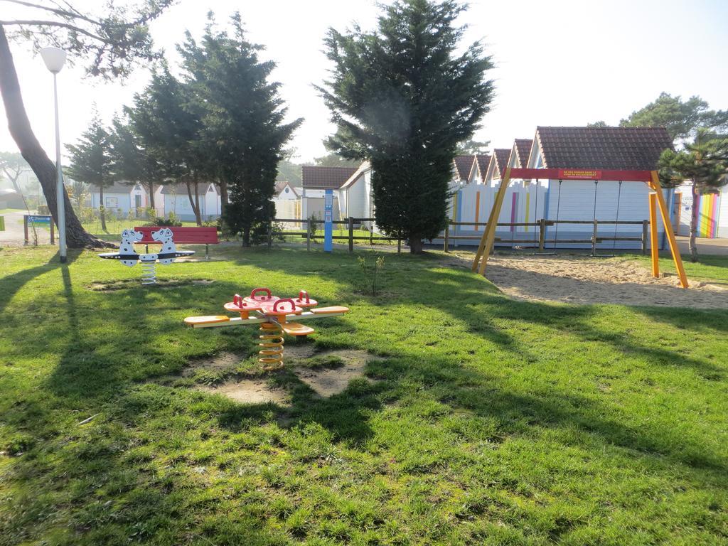 Camping Paradis Les Galets De La Molliere กาเยอ-ซูร์-แม ภายนอก รูปภาพ