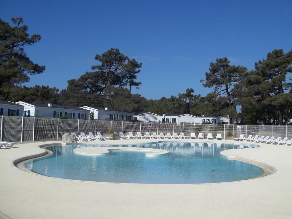 Camping Paradis Les Galets De La Molliere กาเยอ-ซูร์-แม ภายนอก รูปภาพ